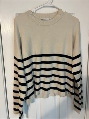 Abercrombie & Fitch Cream with Black Stripe Crewneck Sweater
